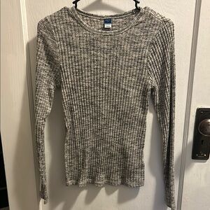 Gray Ribbed Long Sleeve Top